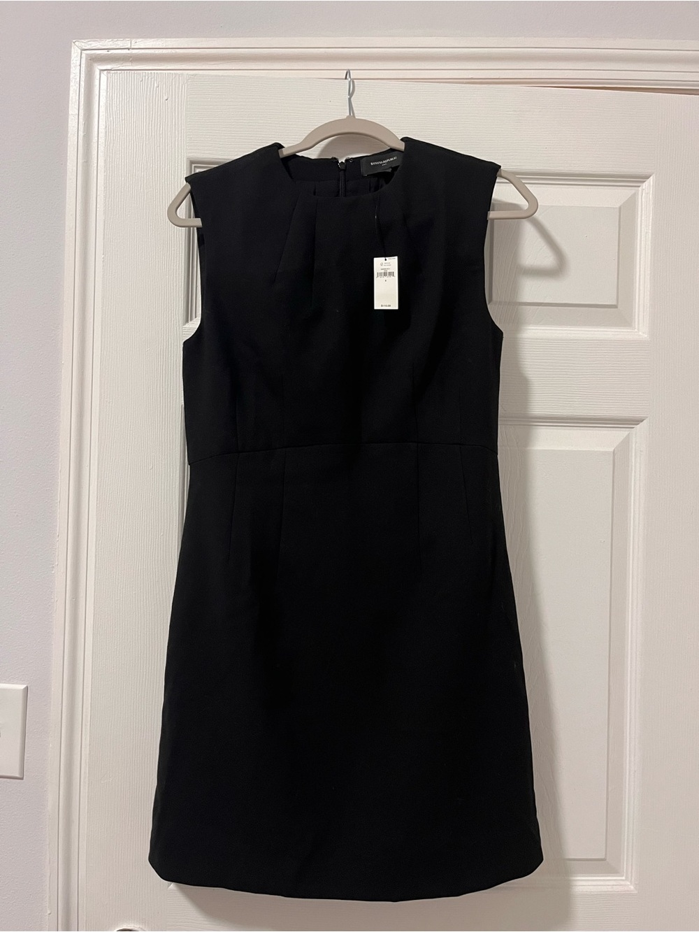 Black Sleeveless Sheath Dress - Banana Republic